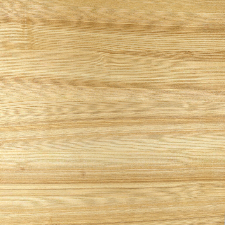 Esche Geoelt Oberflaeche Massiv Holz