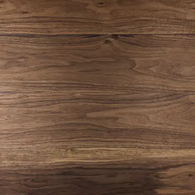 Nussbaum Geoelt Oberflaeche Massiv Holz