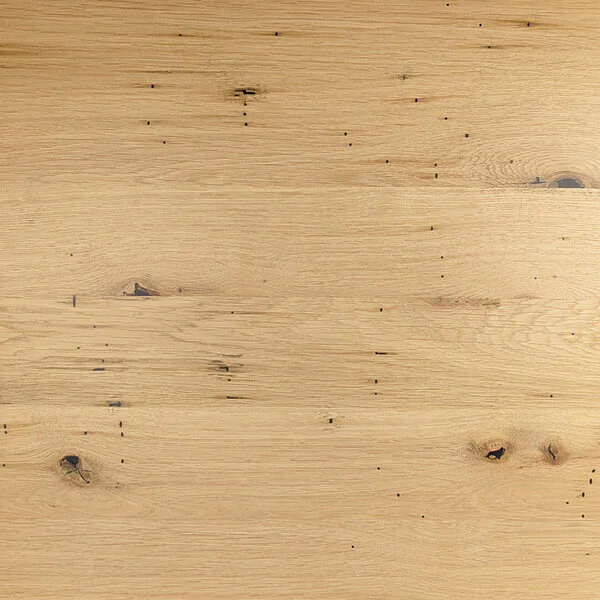 Wildeiche Lackiert Oberflaeche Massiv Holz